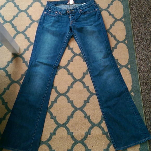 Lucky brand jeans! Great condition!