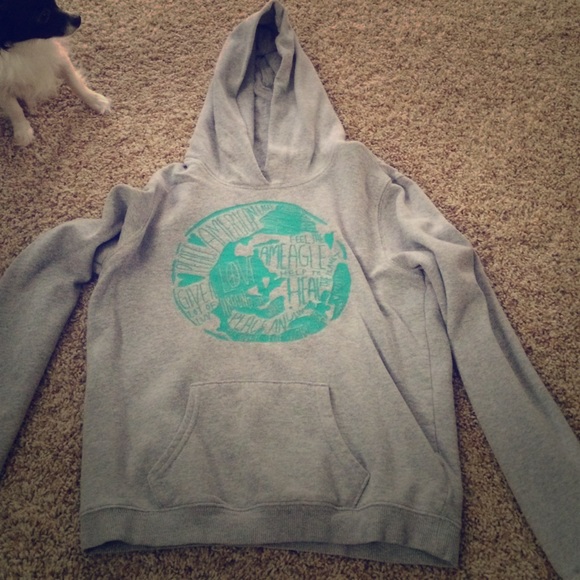 American Eagle Fleece Pullover