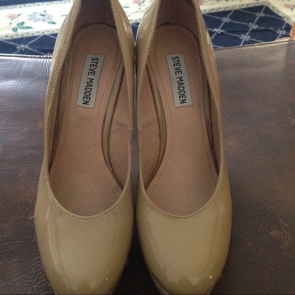 Nude Steve Madden Wedges