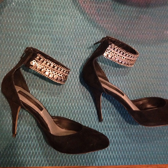 Steve Madden black suede heels.