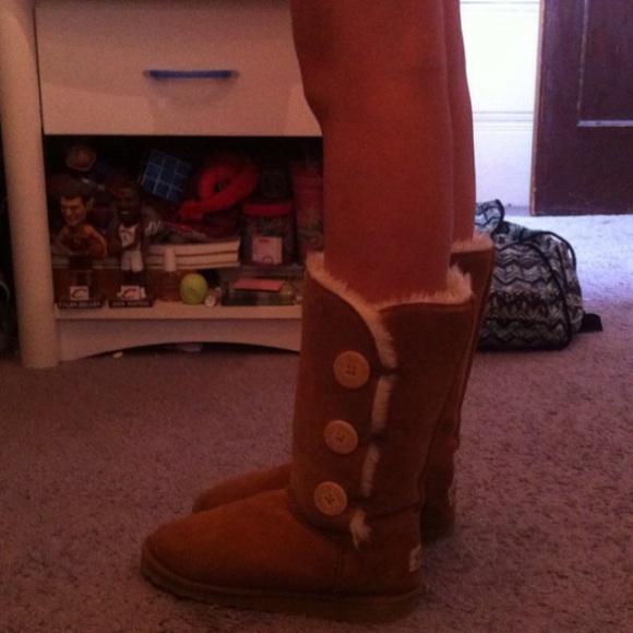 FAUX UGG Australia bailey button boots