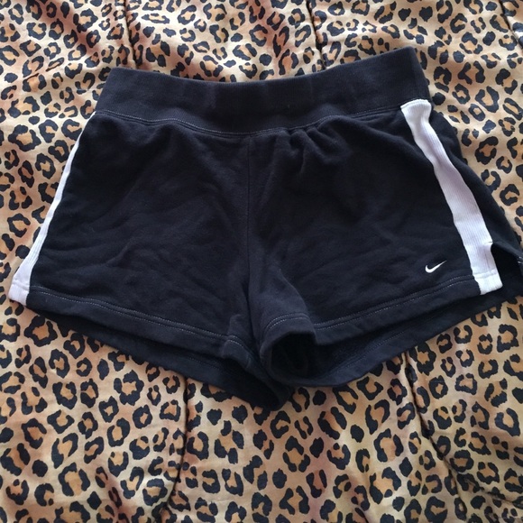 Black nike workout shorts