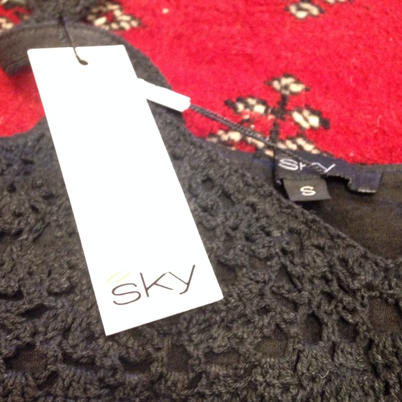 Sky Crochet Tye Dye Top - Picture 4 of 4