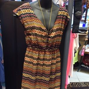 Cap sleeve Aztec print dress. Size large - comfy