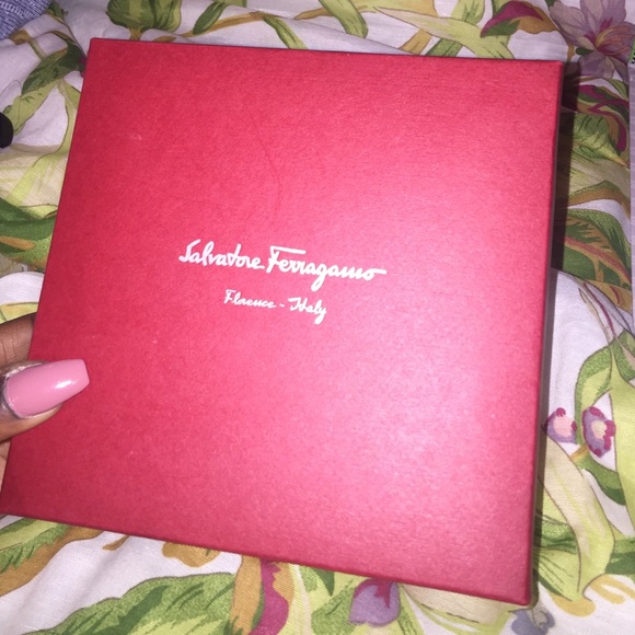 AUTHENTIC Ferragamo Belt Box, w/ bag and card