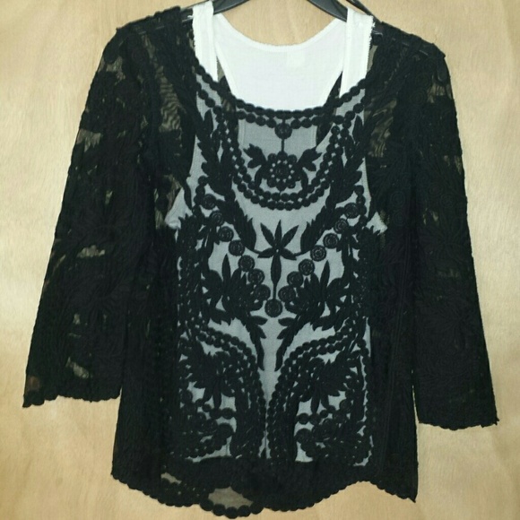 SOLD!! H&M embroidered veil top - Picture 3 of 4