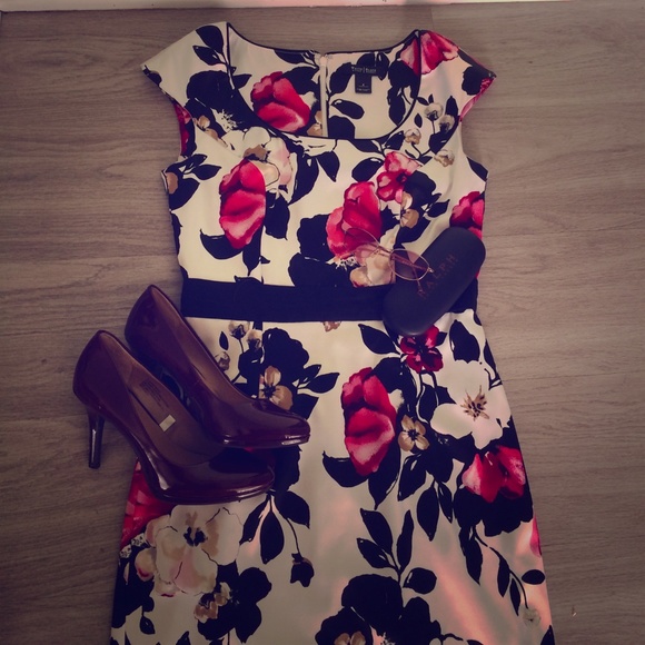 WHBM Pink Floral Bouquet Dress