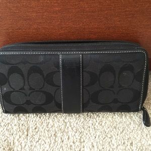 Black Coach zip wallet