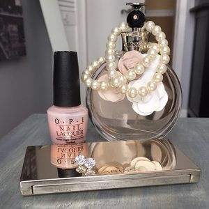 10k white gold cubic zirconia earrings