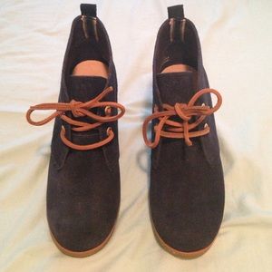 Sperry top sider Navy blue suede wedged booties