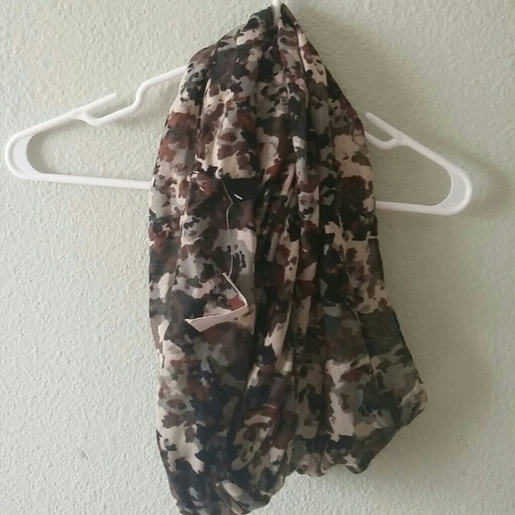 Kohl's Camouflage infinity scarf
