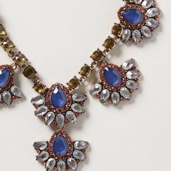 AnthropologiexBaubleBar FANNED PETAL NECKLACE New - Picture 2 of 4