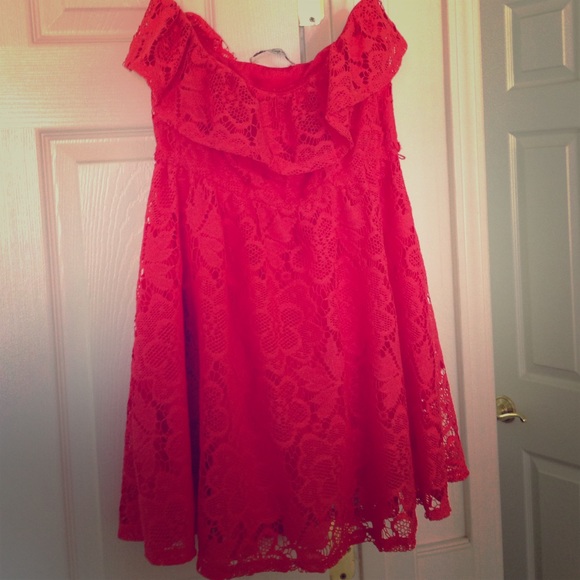 Strapless pink dress