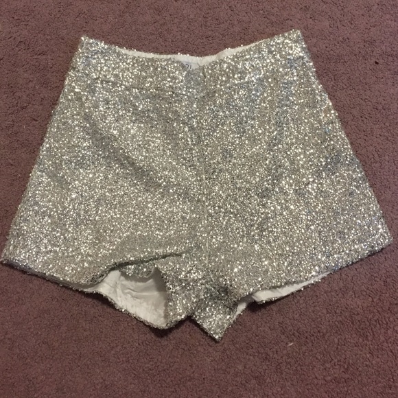 Tobi Pants - Tobi High Waisted Glitter Shorts