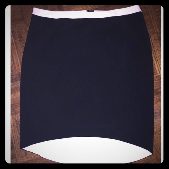 High-low Pencil Skirt - Black w/ white lining