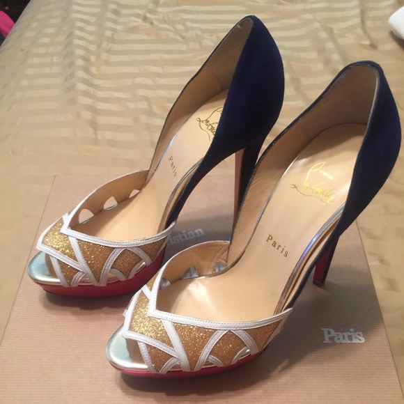 Christian Louboutin Glitter Mini Suede Pump - Picture 2 of 4