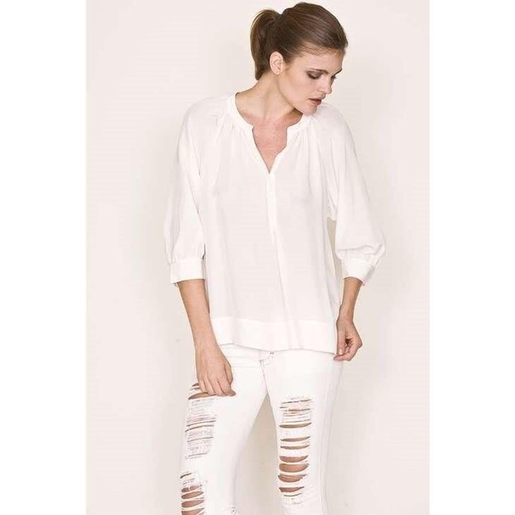 β¨HP!β¨ Joie medium white peasant top! Size M - Picture 3 of 4