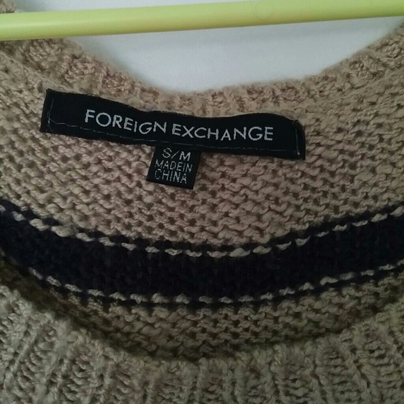 Top - Picture 2 of 2