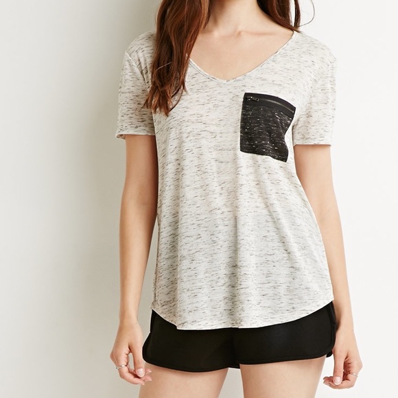 Forever21 fashion t-shirt