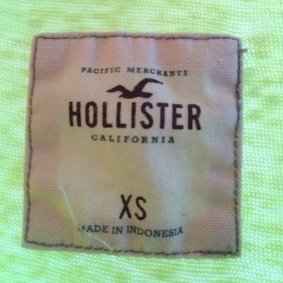 Hollister slouchy pocket tee - Picture 2 of 2