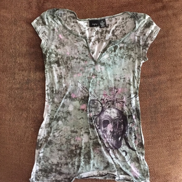 Buckle burnout tee