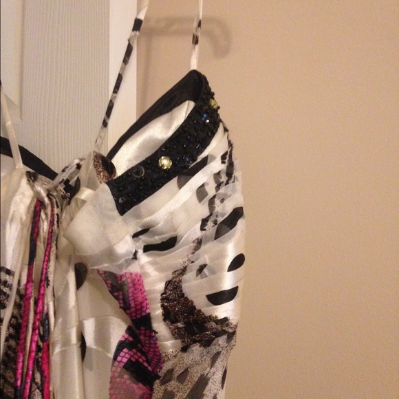 Elegant evening dress - Picture 3 of 4