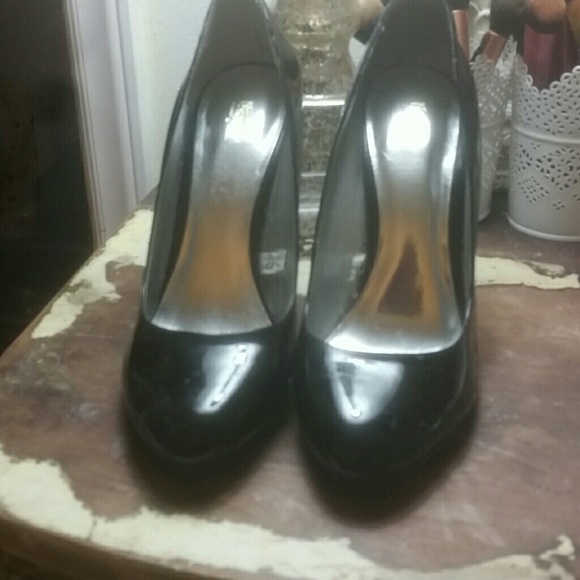 Mossimo heels - Picture 2 of 3