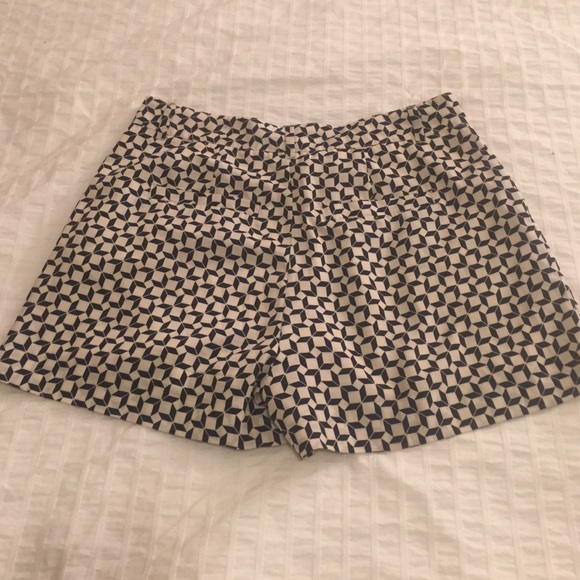 Patterned Shorts! - Picture 2 of 2