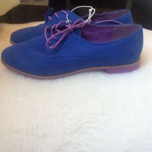Women's oxford