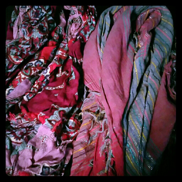 Purple Scarves-bundle! - Picture 1 of 1