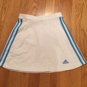 EUC Adidas ClimaCool white athletic skirt, size 2.