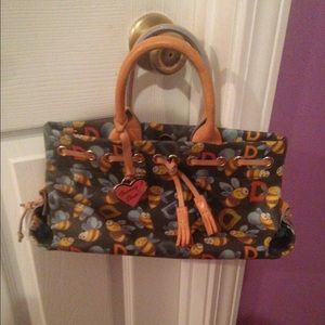 Dooney & Bourke