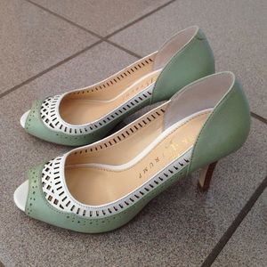Brand new Ivanka Trump mint peep-toe pumps