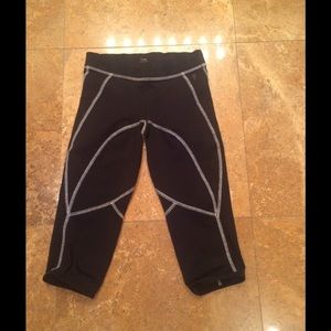 Bebe port ph8 work out yoga pants Capri small