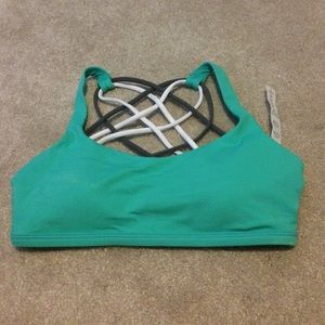 Lululemon sports bra