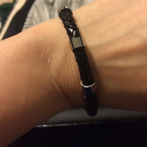 Unisex Leather & Stainless Steel Bracelet🤑LOWEST - Picture 2 of 3