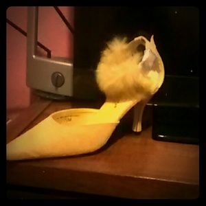 Pierre Dumas yellow heels