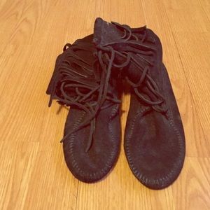 Moccasin boots