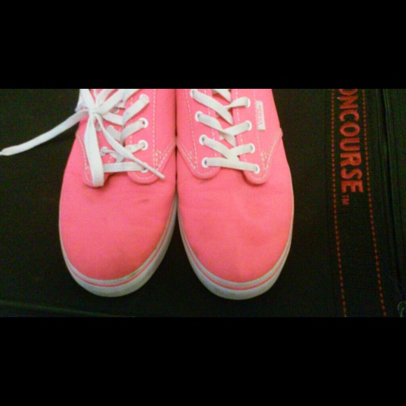 Pink vans - Picture 3 of 4