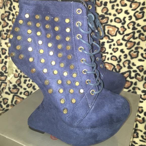 😍Shoes - Picture 2 of 4