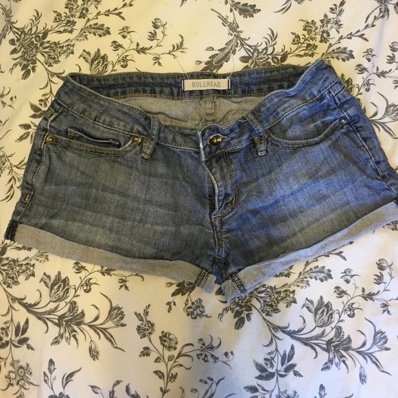 Light wash shorts