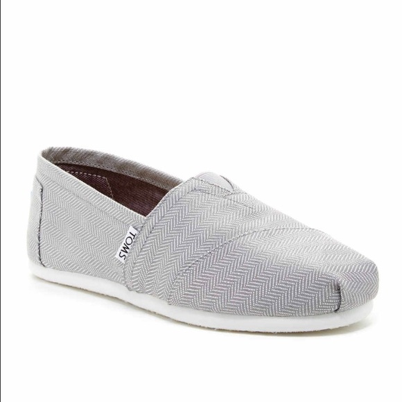 Toms