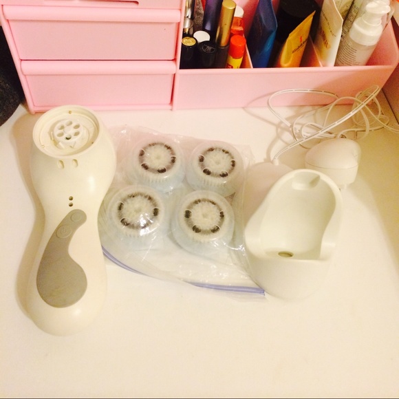 Clarisonic plus  Set for sell