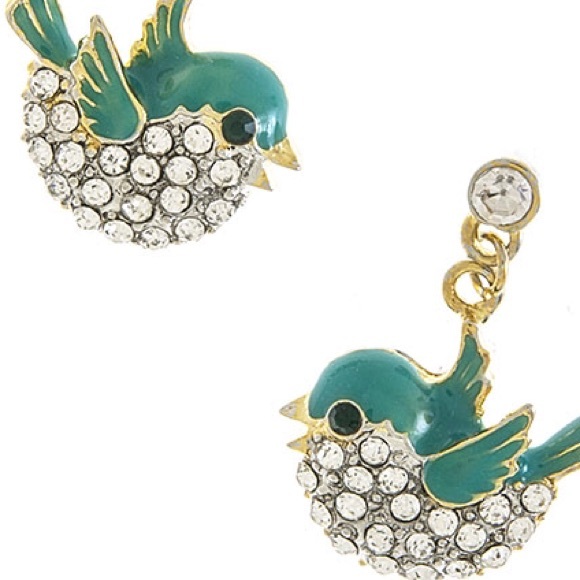 Jewelry - Jewel encrusted Bird Ornate Earrings