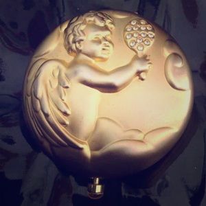 Estée Lauder lucidity refillable compact