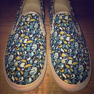 Bucketfeet slip on artist designed footwear