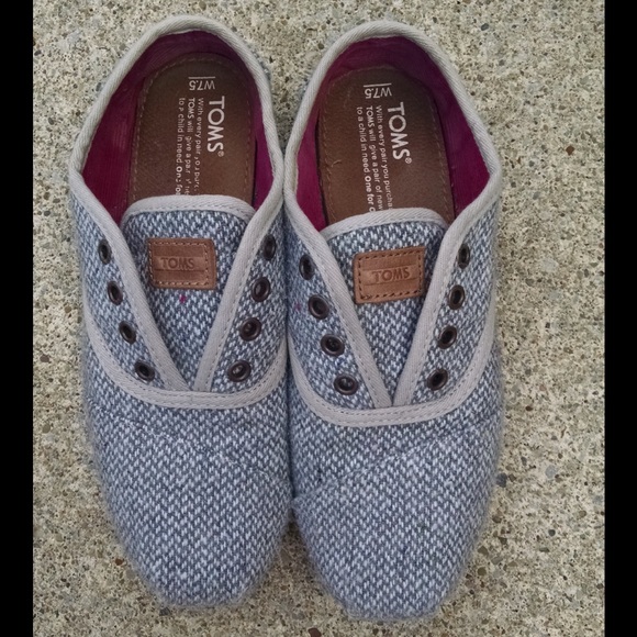 Tom's // canvas shoe // cordones // casual flats