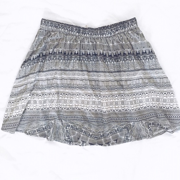 Tribal print skater skirt ! - Picture 2 of 2