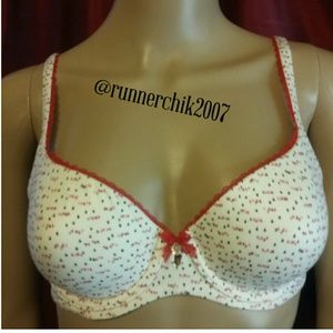 🆕Victoria's Secret B.B.V. Lined Demi Bra