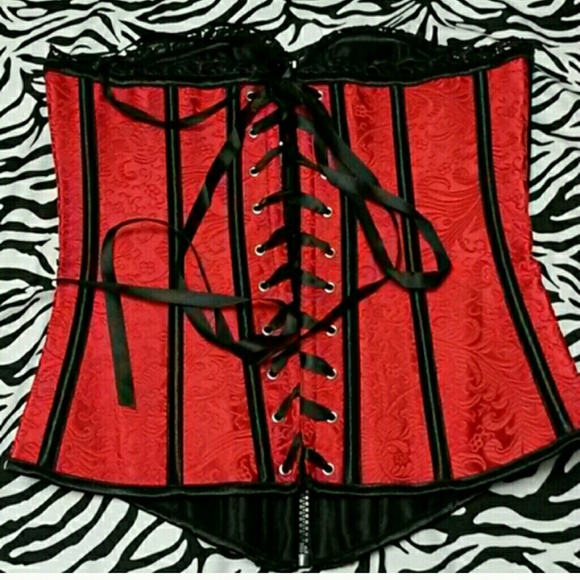 Sexy Black red reversible corset new FINAL PRICE . - Picture 2 of 3